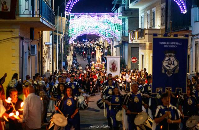 Nel borgo di Granieri, frazione di Caltagirone, da martedì 26  a venerdì 29 agosto la festa in onore del patrono, San Giovanni Battista